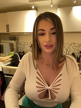 IsabellaEtthan online show from January 4, 2025, 8:37 pm