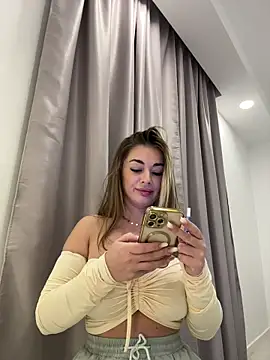 IsabellaEtthan online show from March 3, 2026, 6:36 pm