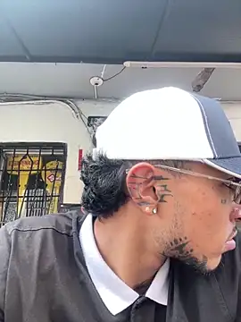 Snapshot of Alex_Teau chatting on March 8, 2025, 9:17 am Alex Teau online show from March 8, 2025, 9:17 am