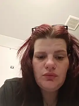 BeckiTooSweet online show from May 27, 2026, 9:28 am