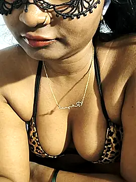 FANTASY QUEEN 07 online show from September 24, 2025, 12:19 pm