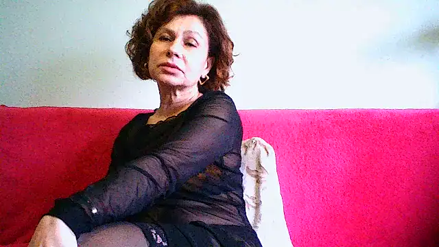 Mat Elenore online show from April 11, 2026, 7:45 am