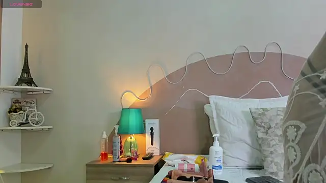 natasha jurado online show from December 20, 2025, 11:56 pm