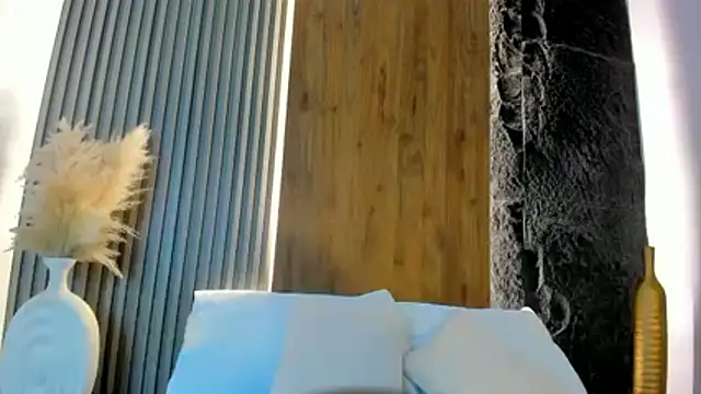 megan cooper28 online show from October 23, 2025, 12:26 pm