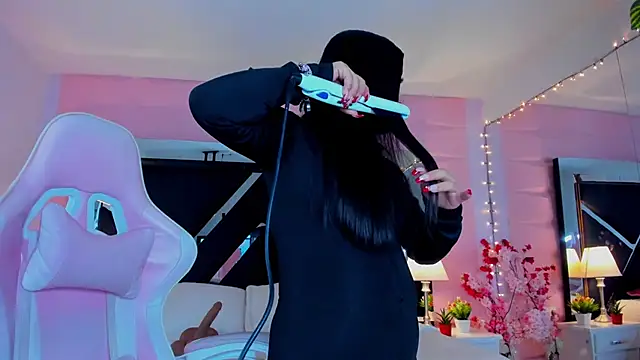 Snapshot of Andrex_Joness chatting on December 28, 2024, 3:47 am Andrex Joness online show from December 28, 2024, 3:47 am