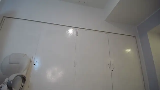 genesis moretz online show from December 21, 2024, 7:03 am