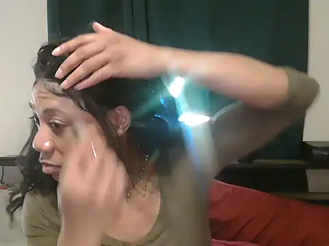 Snapshot of CaramelDipper chatting on November 16, 2025, 4:07 am CaramelDipper online show from November 16, 2025, 4:07 am