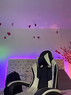 Elektra Queen online show from March 24, 2026, 1:05 pm