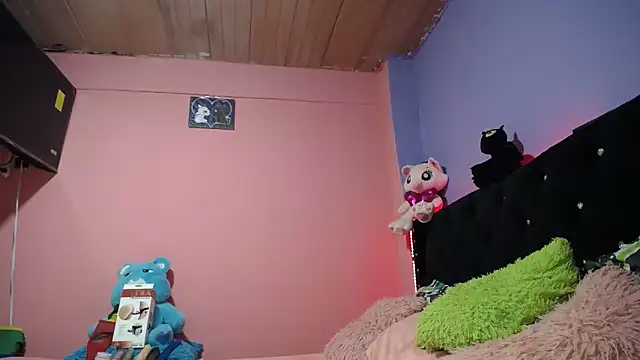 bad couple sex online show from December 6, 2024, 9:35 pm