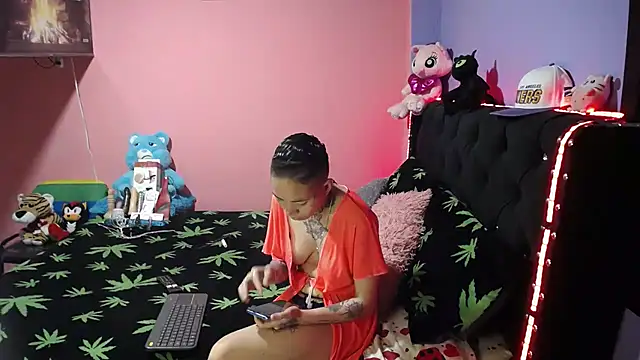 bad couple sex online show from January 5, 2025, 12:52 am