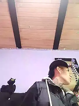 bad couple sex online show from January 27, 2025, 8:17 pm