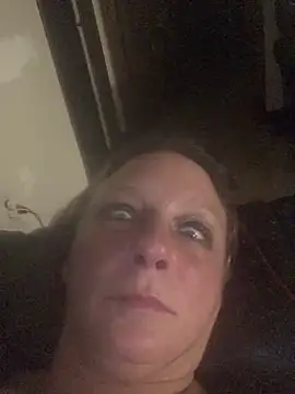 Everlyrose27 online show from December 15, 2024, 7:24 am