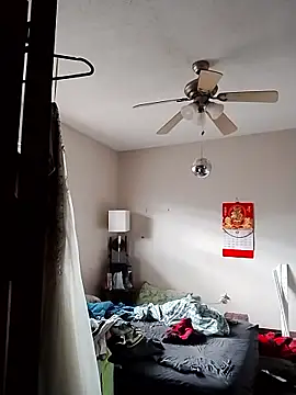 Everlyrose27 online show from January 7, 2026, 5:04 pm