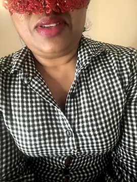 Shasha X online show from November 25, 2025, 11:10 am