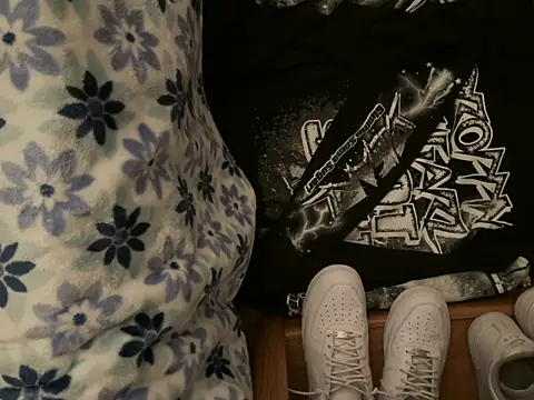 Nosleeptapoutvol1xxx online show from November 25, 2025, 4:12 am