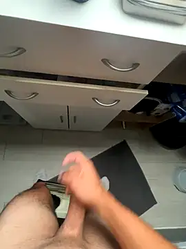 Mecchaud06 online show from October 3, 2025, 2:14 pm