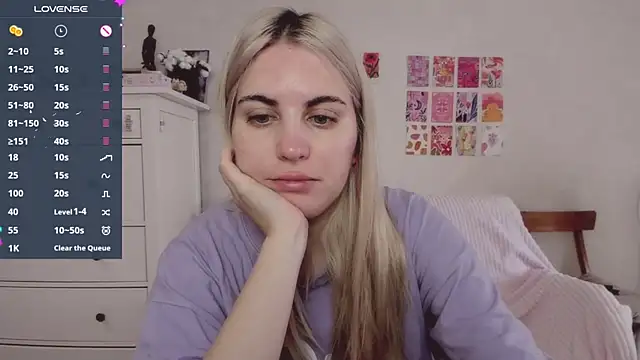 Snapshot of pawpaws chatting on September 25, 2025, 7:45 am pawpaws online show from September 25, 2025, 7:45 am