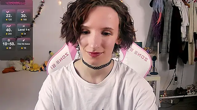 Violet Veliya online show from October 30, 2025, 3:02 pm