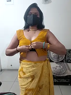 Snapshot of khushikhushi chatting on February 24, 2026, 5:44 pm khushikhushi online show from February 24, 2026, 5:44 pm