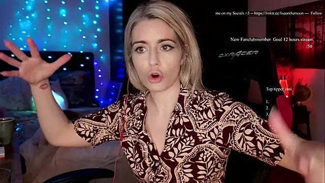 Lisaonthemoon online show from June 3, 2026, 6:02 pm