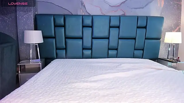 Nahomi Wild online show from January 12, 2025, 2:03 am