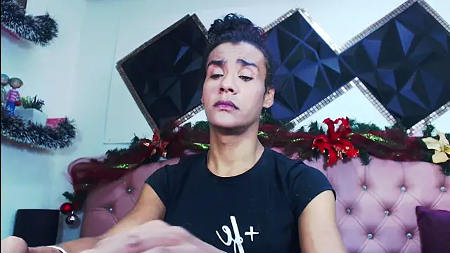 andrea safeira doll online show from December 14, 2025, 1:44 am