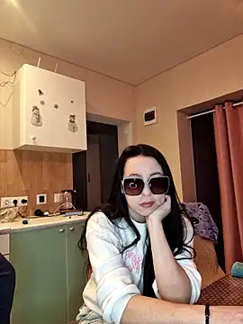 -Pupsiki- online show from February 9, 2026, 5:44 am