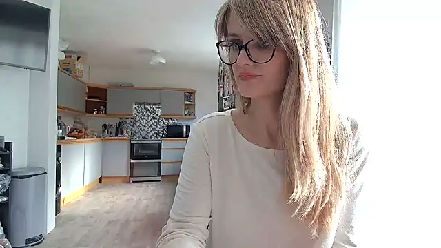 hotjessyca online show from February 24, 2025, 11:54 am