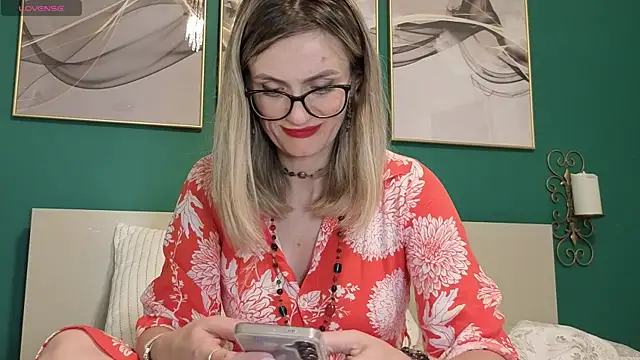 hotjessyca online show from May 21, 2026, 6:48 pm