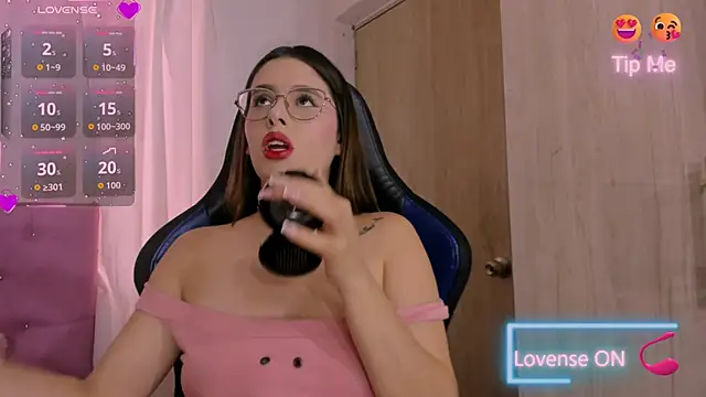 ParisShayk online show from March 18, 2026, 6:00 pm