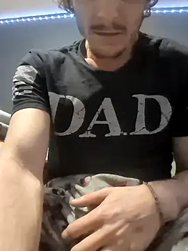 Snapshot of Dogz_n_daugthers chatting on January 19, 2025, 10:39 pm Dogz n daugthers online show from January 19, 2025, 10:39 pm