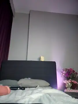 Snapshot of Teya_New chatting on December 21, 2024, 7:56 am Teya New online show from December 21, 2024, 7:56 am