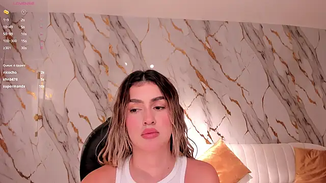 Snapshot of PaulinaSantos_ chatting on March 19, 2025, 1:43 am PaulinaSantos online show from March 19, 2025, 1:43 am