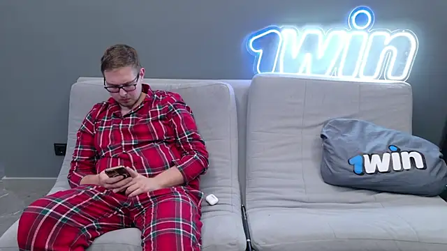 Ksenny online show from January 8, 2025, 2:25 pm