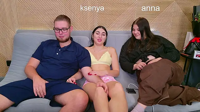 Ksenny online show from October 24, 2025, 10:22 am