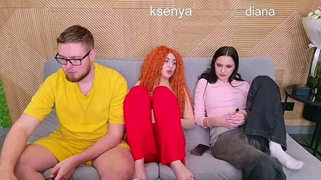 Ksenny online show from February 9, 2026, 12:42 pm