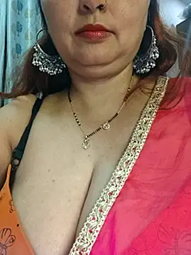 Dianaa9 online show from February 26, 2026, 4:39 pm