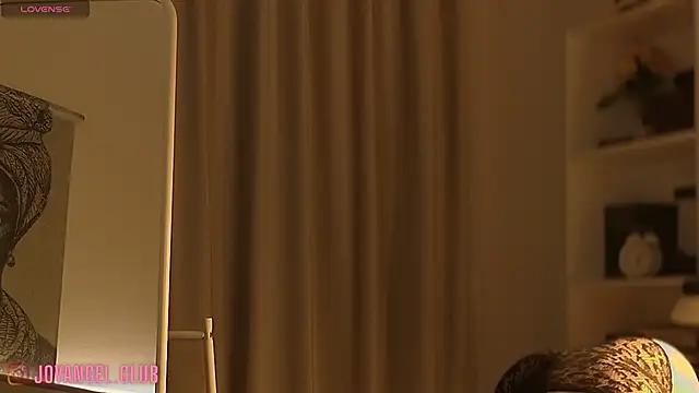 SophieCharm online show from March 20, 2026, 4:50 am