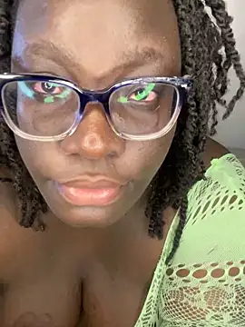 Snapshot of Toomuch_Squirt chatting on December 23, 2024, 2:39 pm Toomuch Squirt online show from December 23, 2024, 2:39 pm