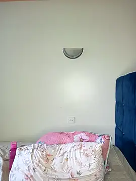 Snapshot of Toomuch_Squirt chatting on February 15, 2025, 8:44 am Toomuch Squirt online show from February 15, 2025, 8:44 am