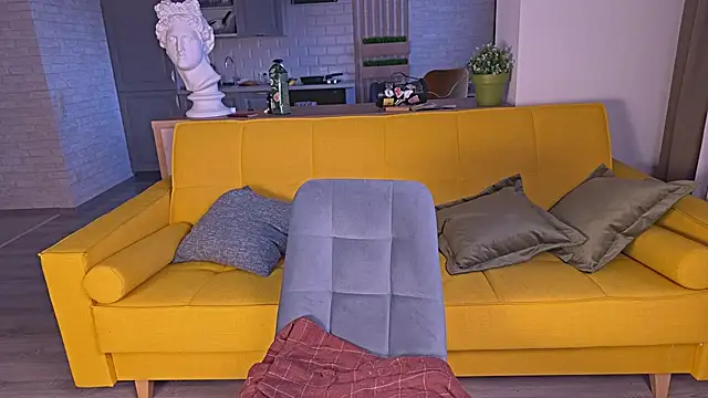 Snapshot of Eerectioneering chatting on January 5, 2025, 12:10 pm Eerectioneering online show from January 5, 2025, 12:10 pm