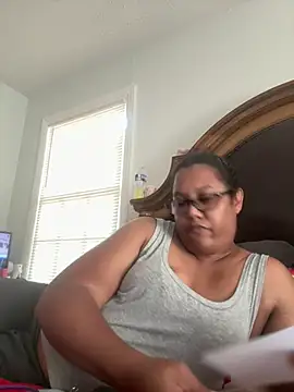 Snapshot of ebonyred chatting on June 10, 2026, 7:02 pm ebonyred online show from June 10, 2026, 7:02 pm