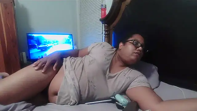 Snapshot of ebonyred chatting on July 6, 2026, 3:03 am ebonyred online show from July 6, 2026, 3:03 am