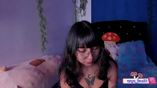 arysUwU online show from January 26, 2025, 12:58 am