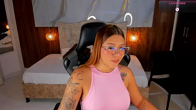 mia 18v online show from May 22, 2026, 8:14 pm