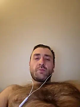 Snapshot of TIGERRR86 chatting on February 6, 2026, 11:41 pm TIGERRR86 online show from February 6, 2026, 11:41 pm