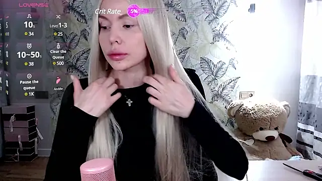 Snapshot of Marmalade_Fox chatting on February 21, 2025, 7:45 am Marmalade Fox online show from February 21, 2025, 7:45 am