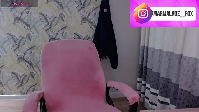 Snapshot of Marmalade_Fox chatting on May 11, 2026, 2:45 pm Marmalade Fox online show from May 11, 2026, 2:45 pm