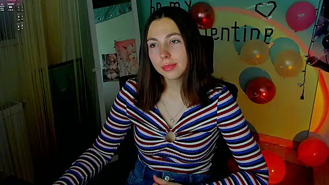 Snapshot of Lexy_flower chatting on February 13, 2025, 1:37 pm Lexy flower online show from February 13, 2025, 1:37 pm
