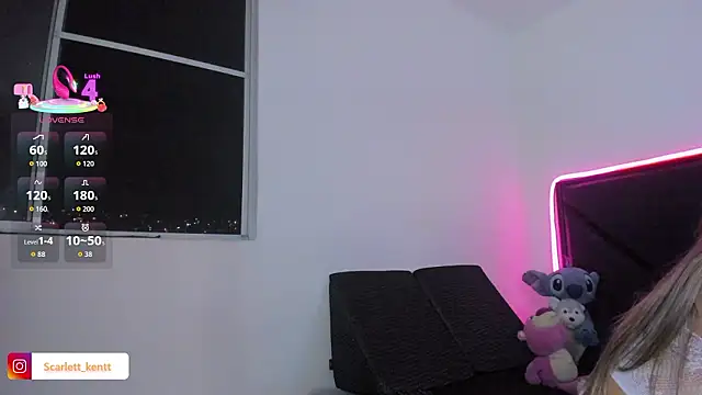 Snapshot of ScarlettAndClark chatting on February 24, 2026, 3:15 am ScarlettAndClark online show from February 24, 2026, 3:15 am